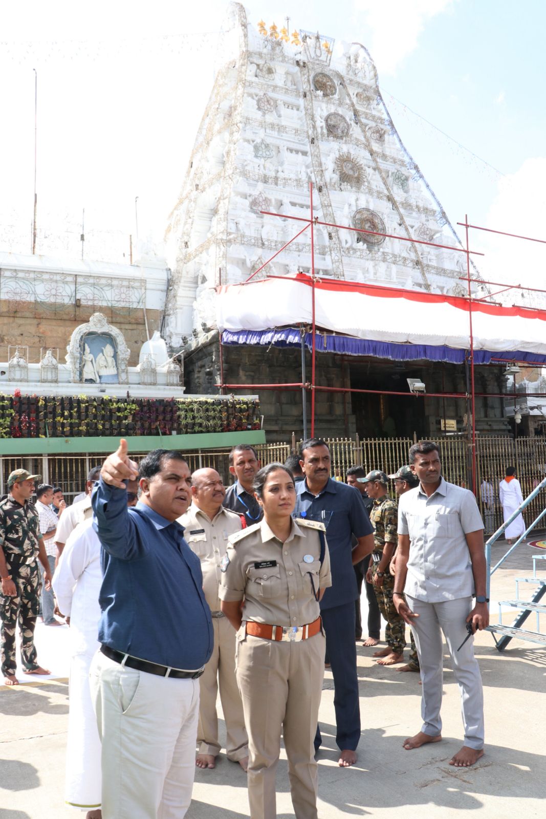 Tirupati SP conducted an inspection Tirumala mada streets!